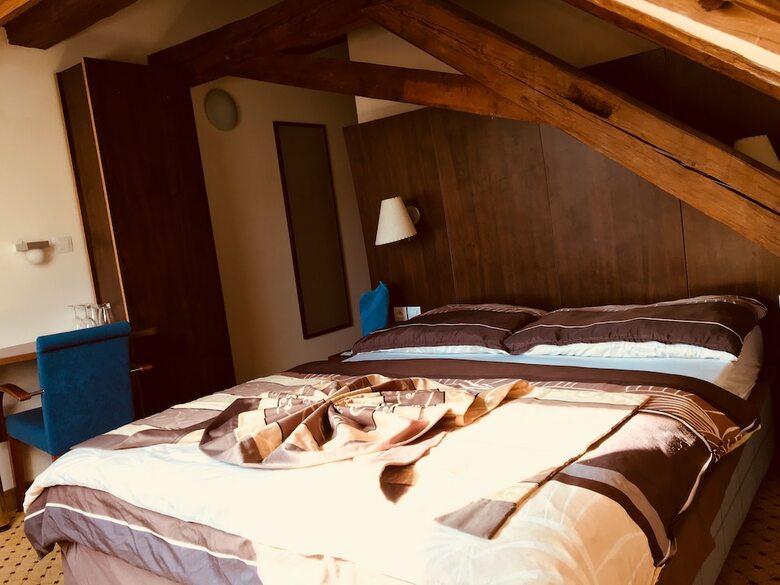 Hotel U Cerneho Orla