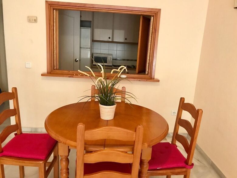 Apartamentos M�laga Nostrum 4