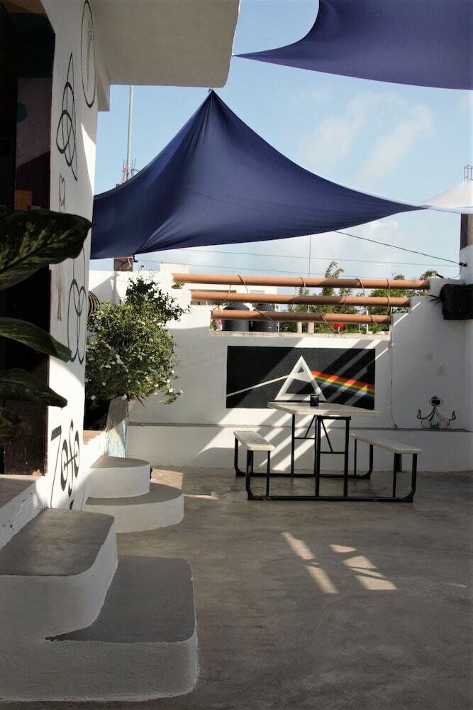 Hostal Daytripper Hostel