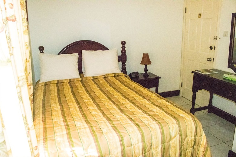 Villa Pink Rock Bed & Breakfast