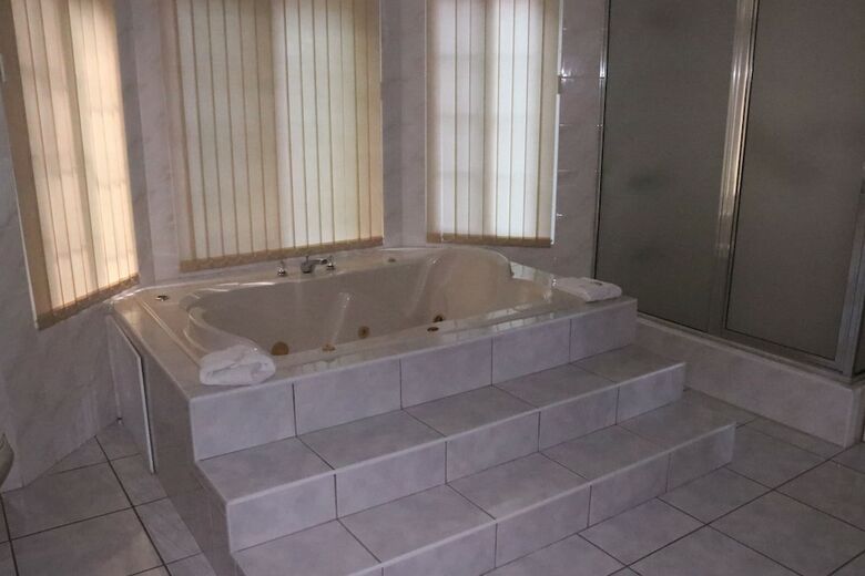 Villa Pink Rock Bed & Breakfast