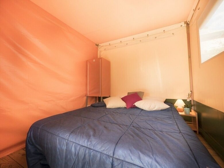 Camping L'apam�e
