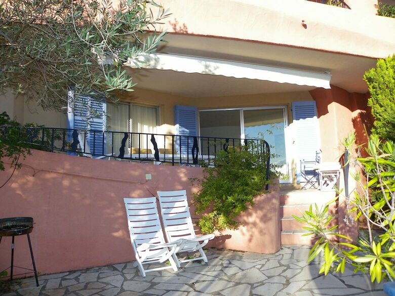 Apartamento Agence La Gal�re - Appartement Cocotier