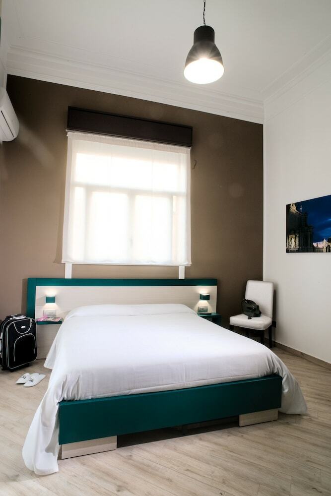 Hotel Guest House Lago Di Nicito