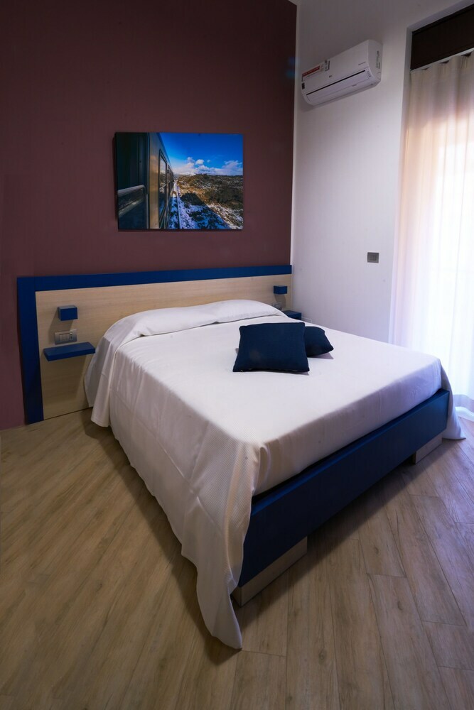 Hotel Guest House Lago Di Nicito