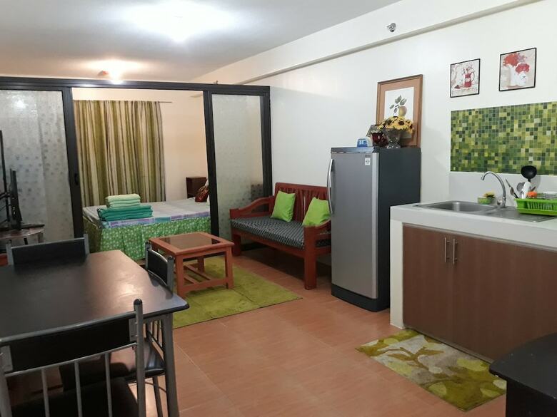 1 Bedroom Condo @ One Oasis Condominuim