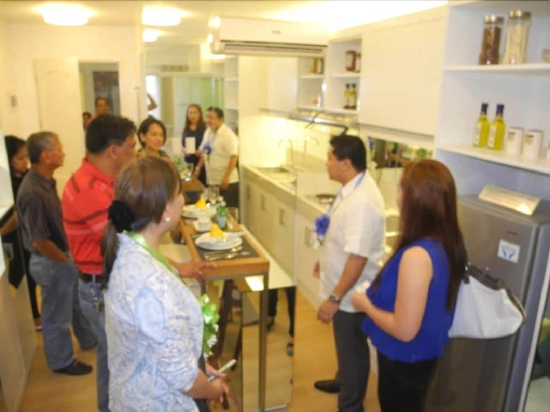 1 Bedroom Condo @ One Oasis Condominuim