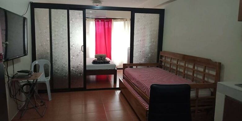 1 Bedroom Condo @ One Oasis Condominuim