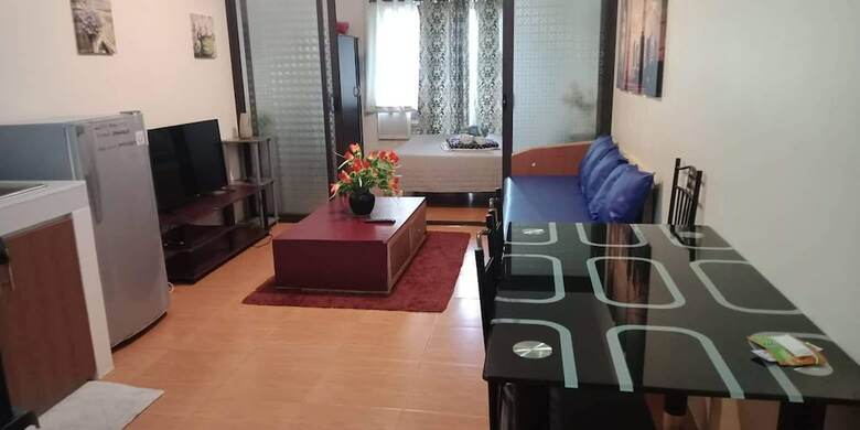 1 Bedroom Condo @ One Oasis Condominuim