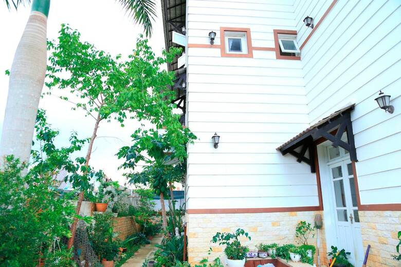 Hotel Hoai Huong Homestay