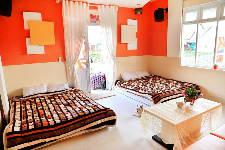 Hotel Hoai Huong Homestay