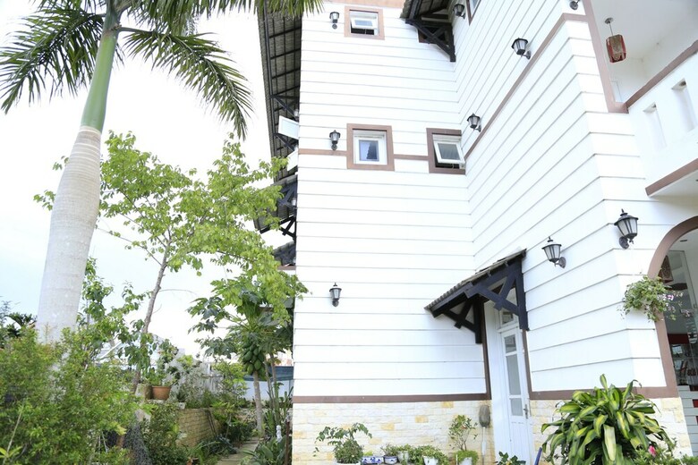 Hotel Hoai Huong Homestay
