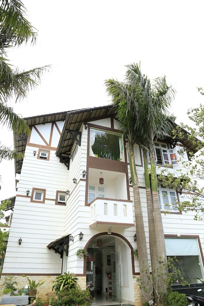 Hotel Hoai Huong Homestay