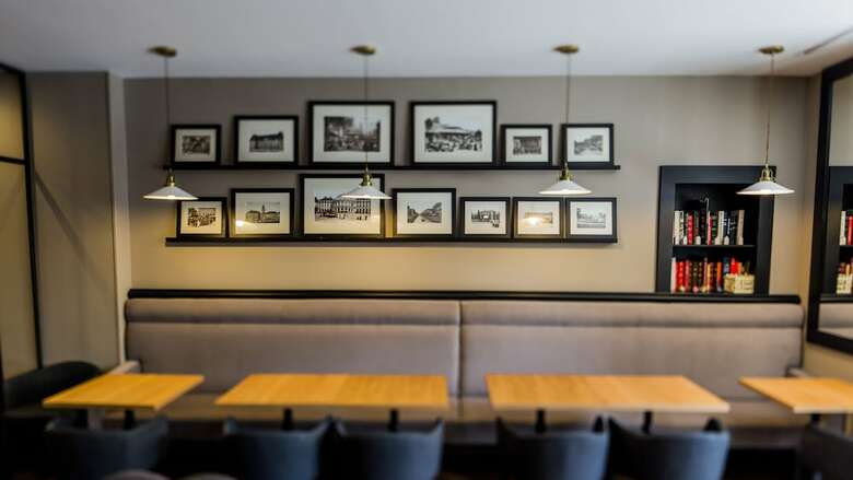 La Maison De Nemours