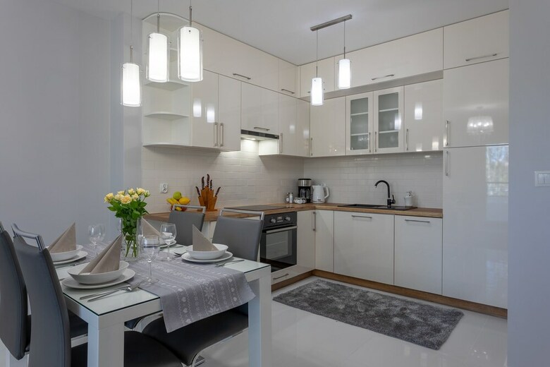 Ambria Apartments