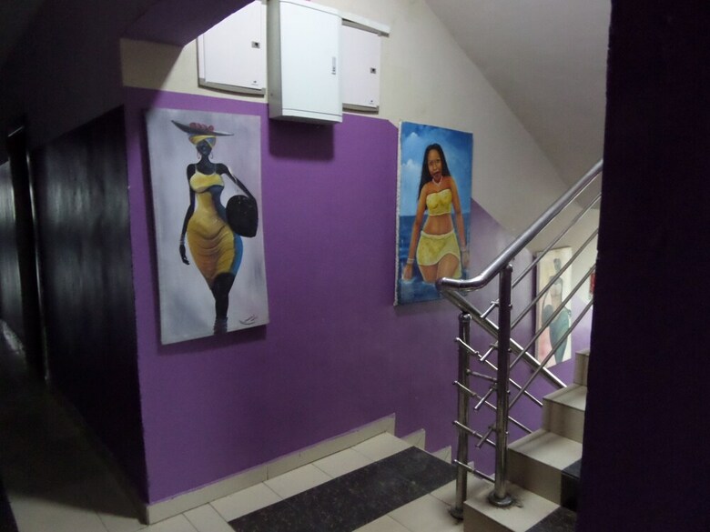 De Love Hotel