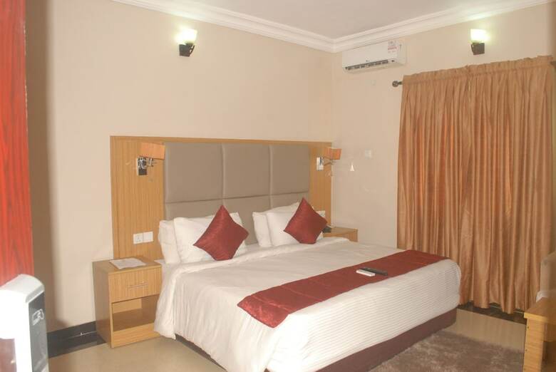 De Dreams Hotel & Suite