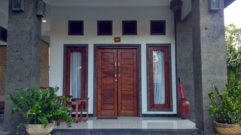 Bed & Breakfast Kubu Garden Guest House