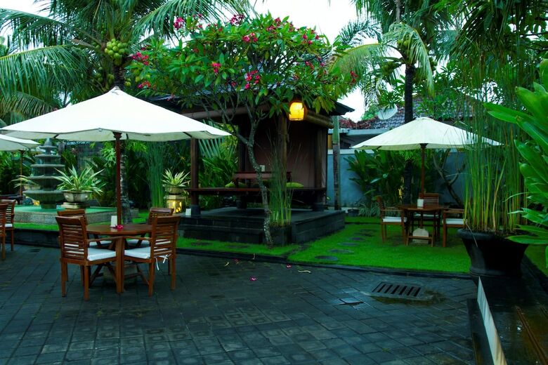 Bed & Breakfast Kubu Garden Guest House