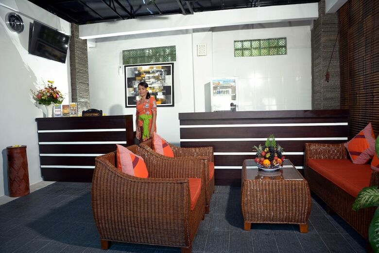 Bed & Breakfast Kubu Garden Guest House