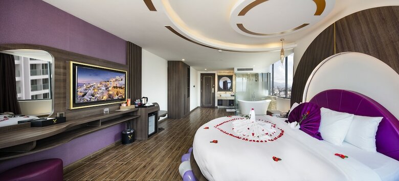 V Hotel Nha Trang
