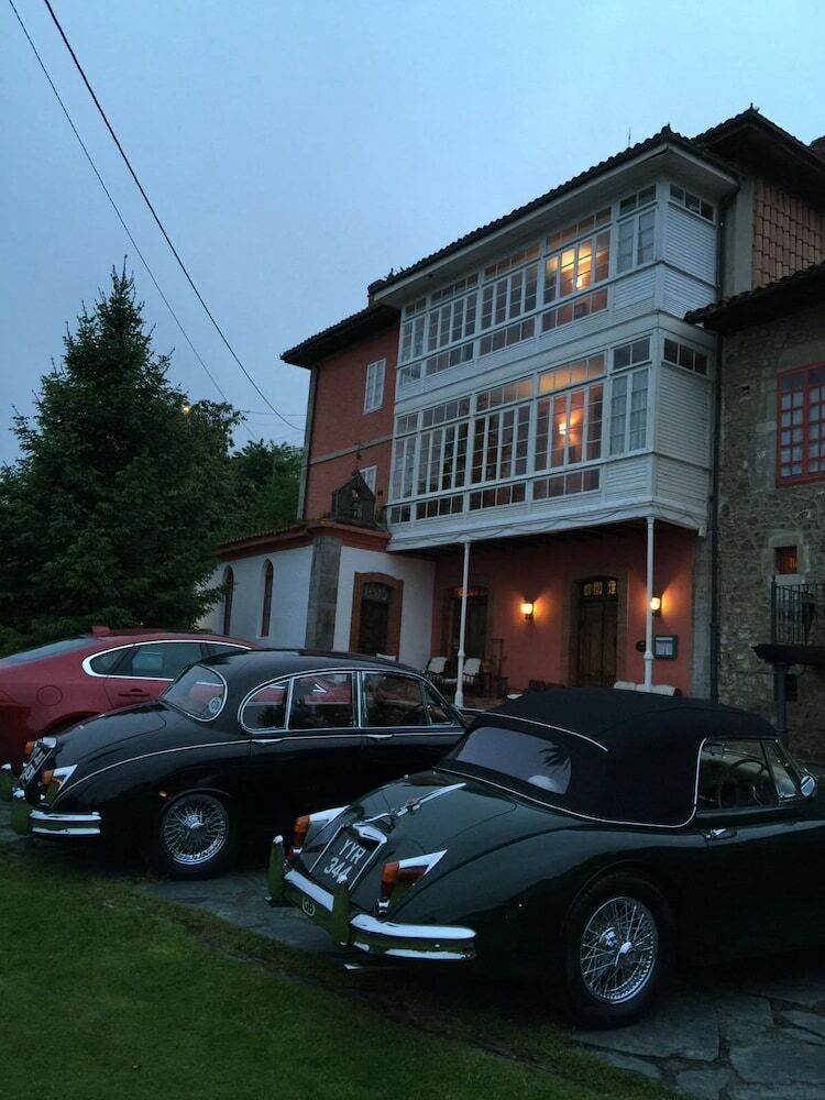Hotel Rural Palacio De Libardon