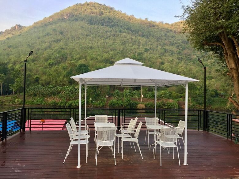 Hotel River Hill Side Resort