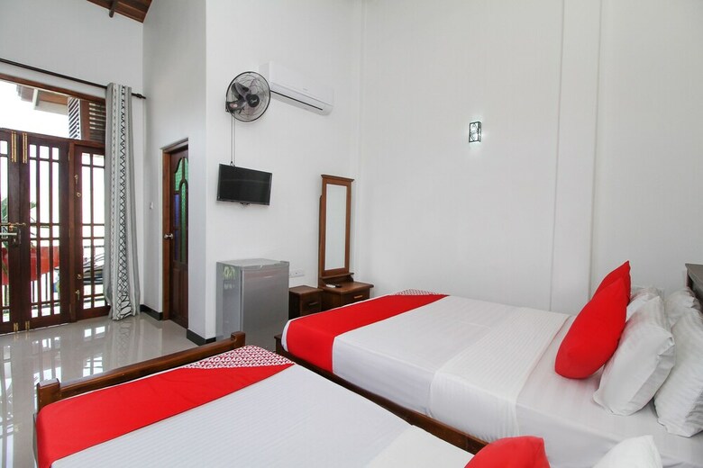 Hotel Oyo 467 Lioni Holidays Villa