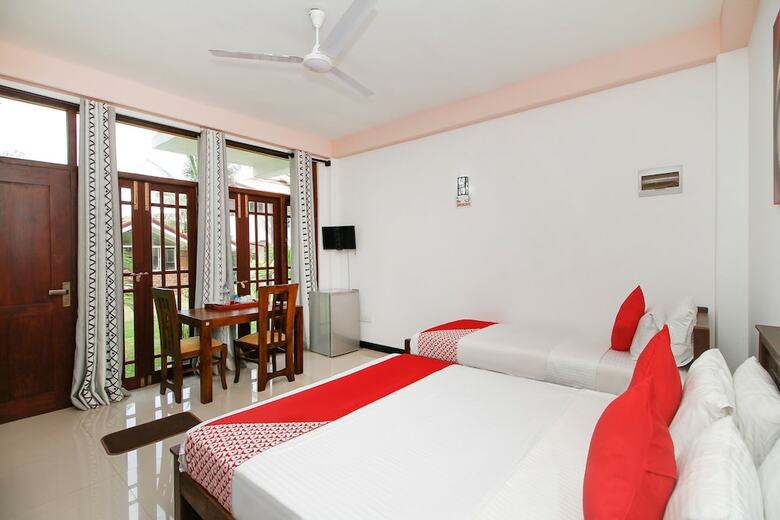 Hotel Oyo 467 Lioni Holidays Villa
