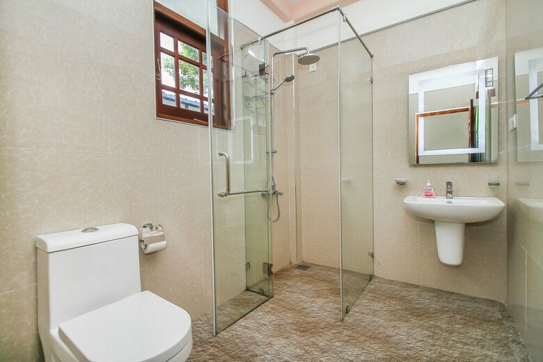 Hotel Oyo 467 Lioni Holidays Villa