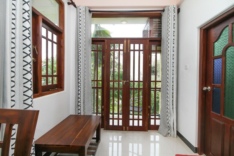 Hotel Oyo 467 Lioni Holidays Villa