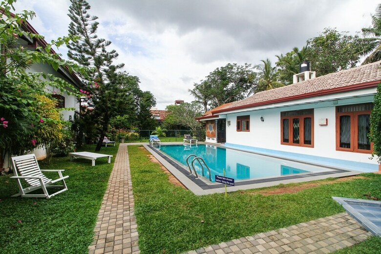 Hotel Oyo 467 Lioni Holidays Villa