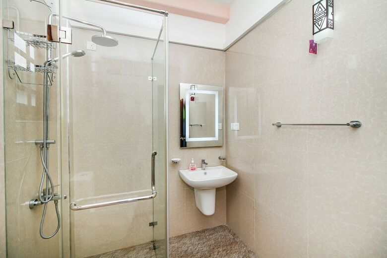 Hotel Oyo 467 Lioni Holidays Villa