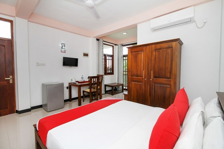 Hotel Oyo 467 Lioni Holidays Villa