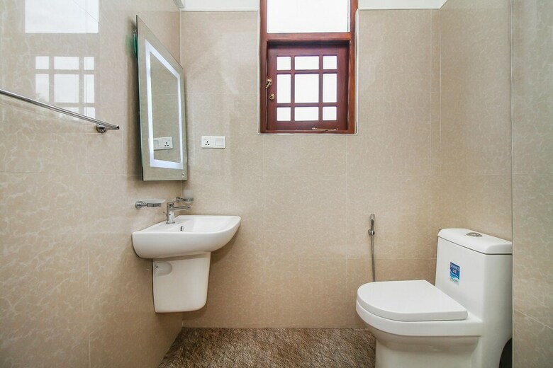 Hotel Oyo 467 Lioni Holidays Villa