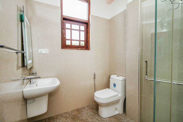 Hotel Oyo 467 Lioni Holidays Villa