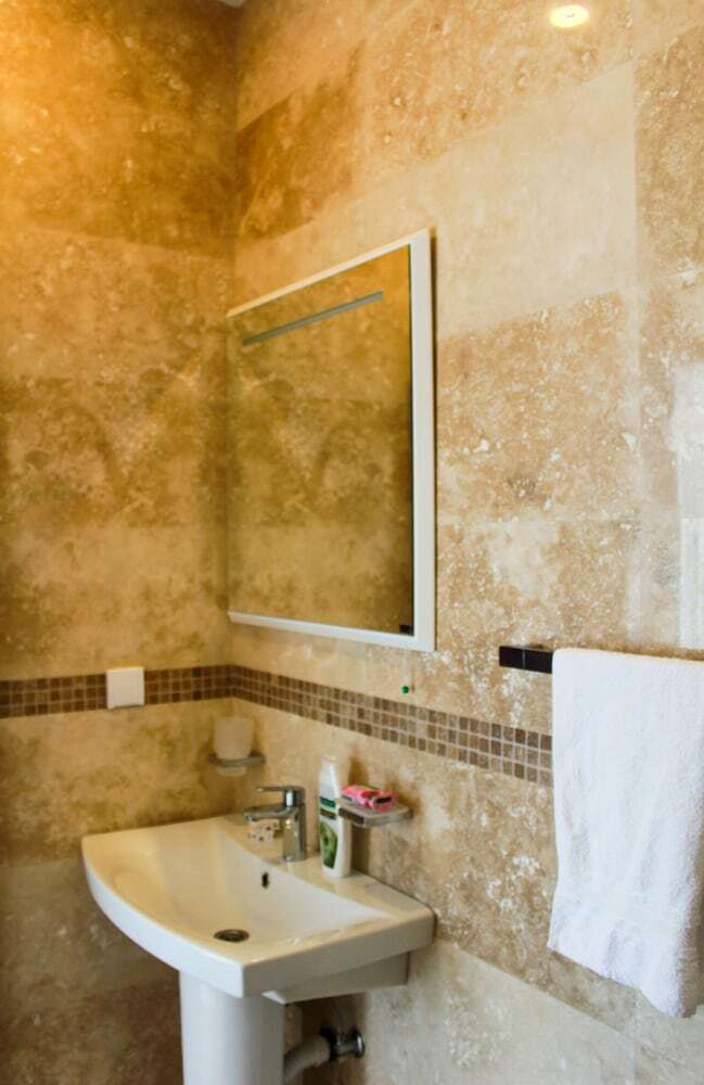 B&B Lovac Azurina