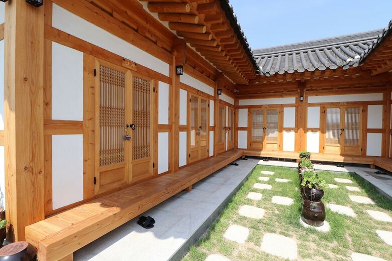 Hotel Nadul Hanok