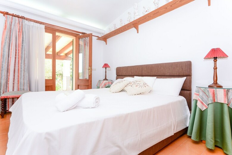 Villa Short Dhortella