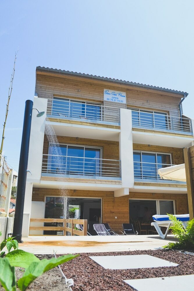 Hostal Body Surf House