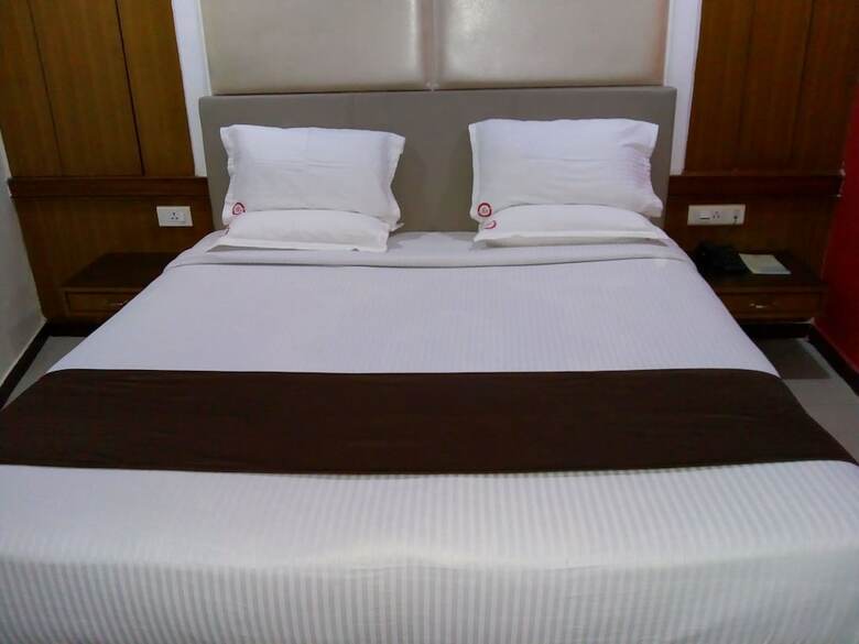 Hotel Rodili Residency