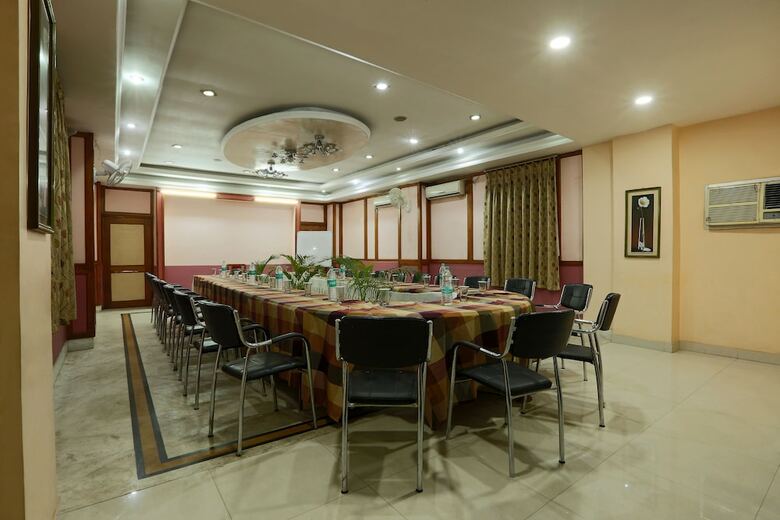 Hotel Rodili Residency