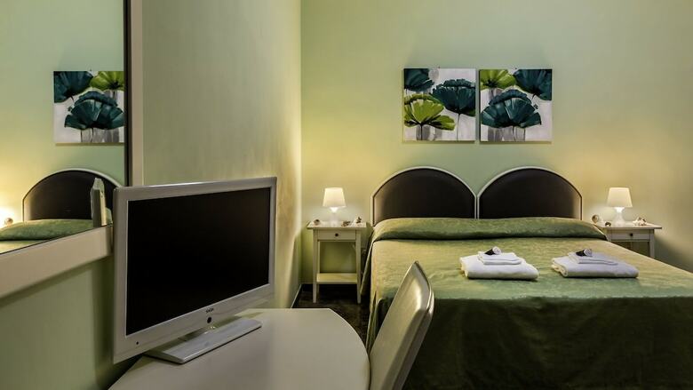 Hotel Cala Di Seta