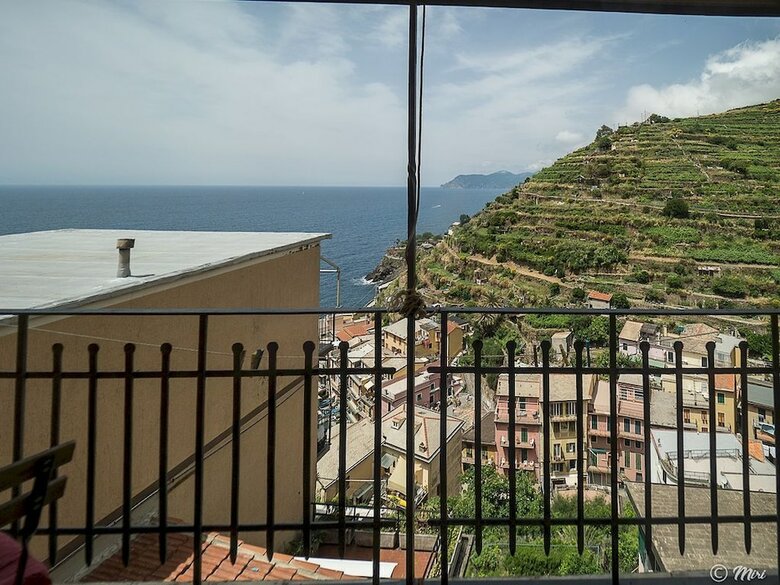 Radici Sea View Apartment With Balcony