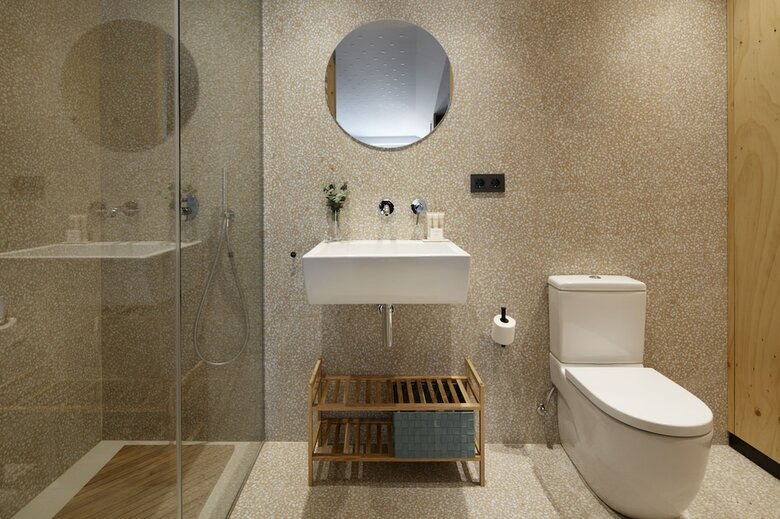 Easo Plaza Apartment By Feelfree Rentals