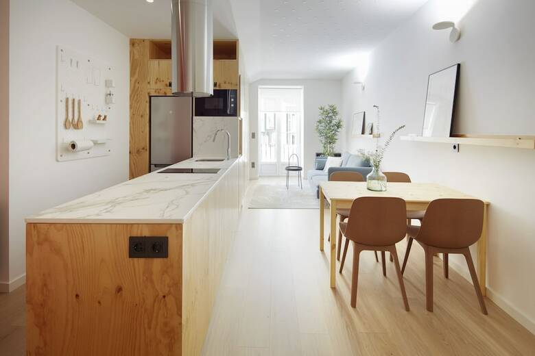 Easo Plaza Apartment By Feelfree Rentals
