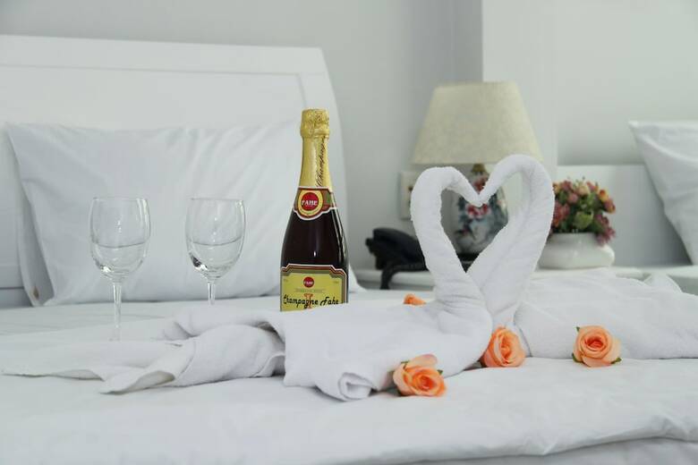 White Diamond Pn Hotel - The Art