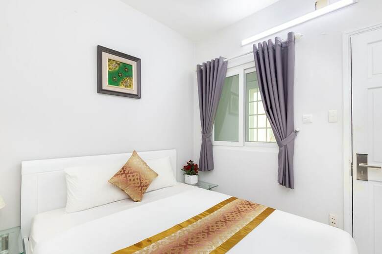 White Diamond Pn Hotel - The Art