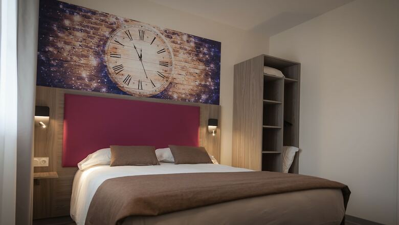 Hotel H�tel Restaurant L'horloge Gourmande