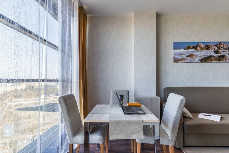 Panoramic Apartments S16